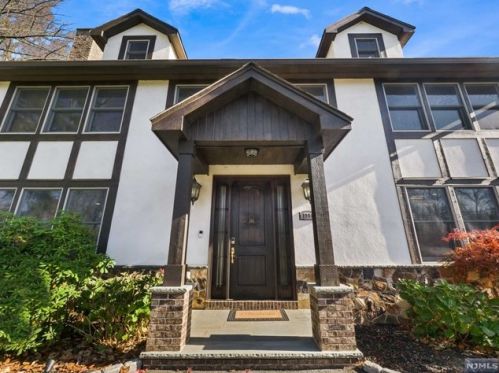 1994 Macopin Rd, West Milford NJ  07480-1932 exterior