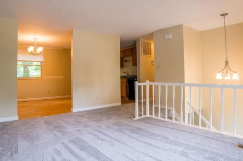 6114 Walnut Ct, Florence KY  41042-1333 exterior