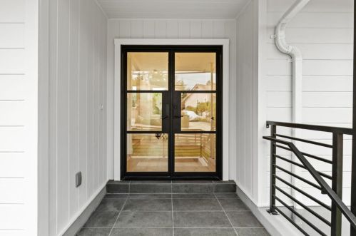 813 Lakeview Way, Redwood City CA  94062-3412 exterior