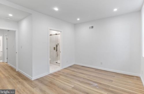 310 Mckean St, Philadelphia PA  19148-2630 exterior