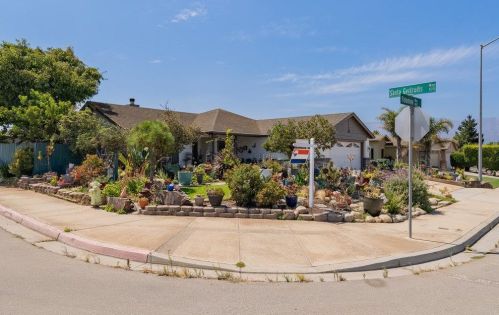 862 Palomino Way, Gonzales, CA 93926-9375