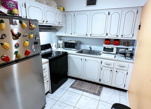86 Sheffield D, West Palm Beach, FL 33417-1561