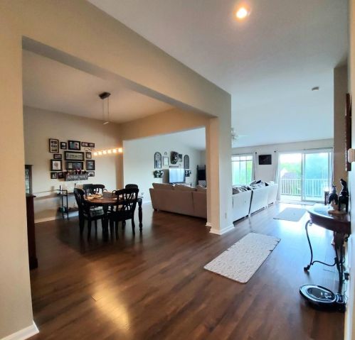 8631 Ellingsworth Way, Florence, KY 41042-7718