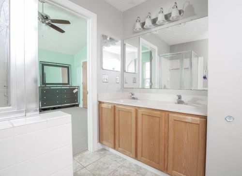 1167 Barlowe Run Dr, Blacklick OH  43004-9082 exterior