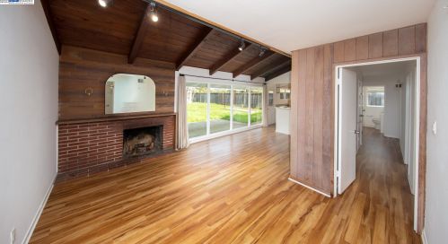 255 Cecilia Way, Tiburon CA  94920-2038 exterior