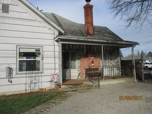 701 Church St, Grand Island, OR 97114-9726