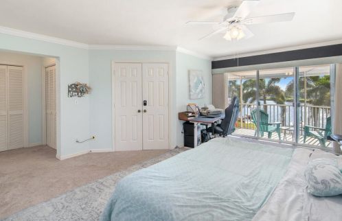 140 Eveningstar Cay, Naples FL  34114-9611 exterior