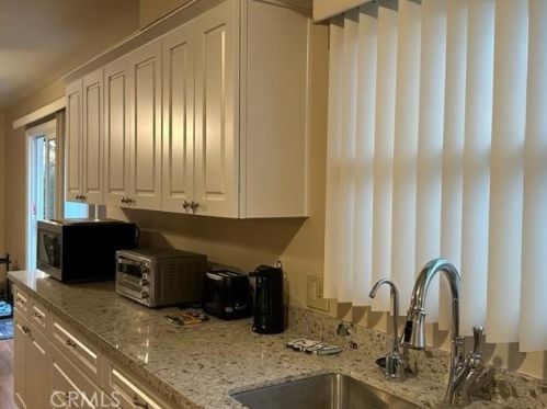 9541 Dewey Dr, Garden Grove, CA 92841-1311