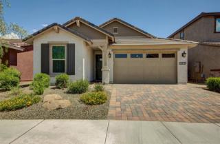 3413 Strawberry Dr, Gilbert, AZ 85298-3395