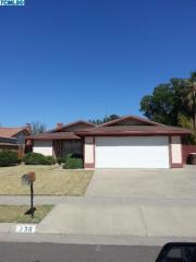 736 Spruce St, Tulare, CA 93274-5845