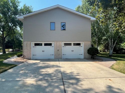 1450 15th St, Willmar MN  56201-2071 exterior