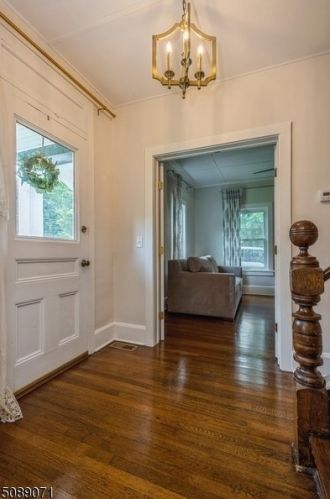 111 Main St, White House Station, NJ 08889-3691