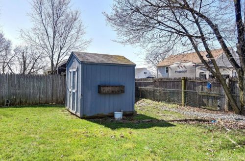 47 Charles Ter, Piscataway NJ  08854-5338 exterior