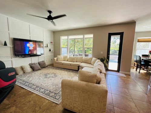 3864 Aspen Leaf Dr, Boynton Beach FL  33436-1700 exterior