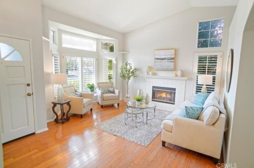 27212 Ellison Way, Santa Clarita, CA 91354-2113