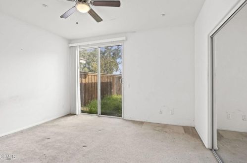 3870 Shakespeare Dr, Oxnard CA  93033-6868 exterior