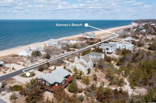 1225 Leeton Dr, Southold NY  11971-2520 exterior