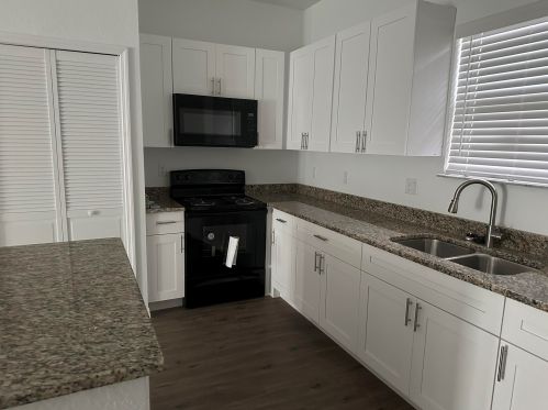 5309 Winter Garden Pkwy, Fort Pierce, FL 34951-5053