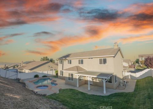 42333 Ridge View Dr, Lancaster CA 93536-7382 exterior