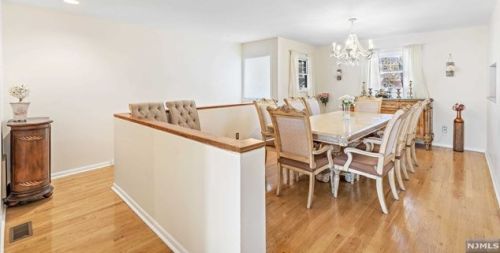 18 Grand Cove Way, Edgewater NJ  07020-7222 exterior