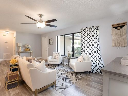 1259 Freeport Dr, Deltona FL  32725-4647 exterior