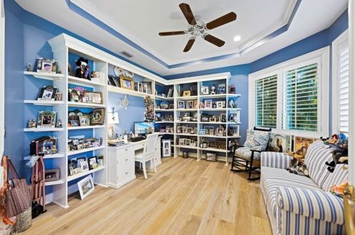 848 Birdie View Pt, Sanibel FL  33957-4629 exterior