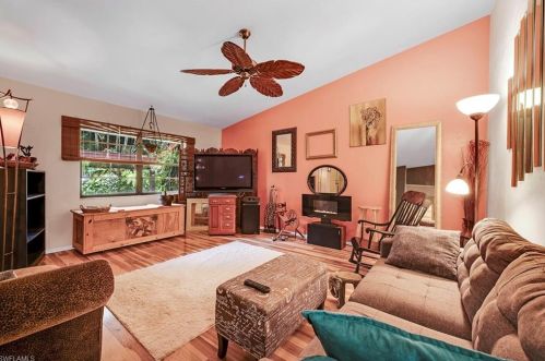 155 Round Key Cir, Naples, FL 34112-5058