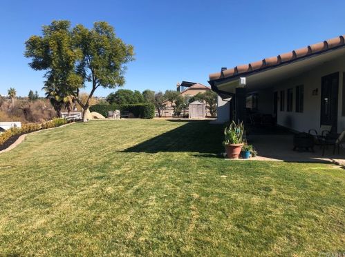 17430 7 Spg Way, Riverside CA 92504-9454 exterior