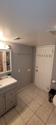 16931 Hart St, Van Nuys CA 91406-4507 exterior