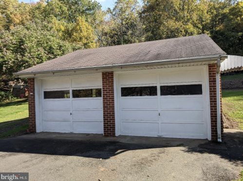 1326 Sheep Hill Rd, Pottstown, PA 19465-7350