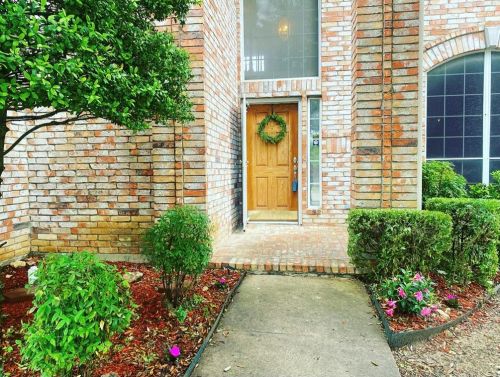 8314 Everglades Cir, Fort Worth, TX 76137-4911