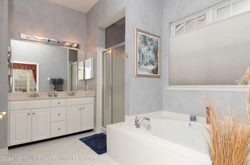 3 Shoal Rd, Jackson Twp NJ  08527-4025 exterior