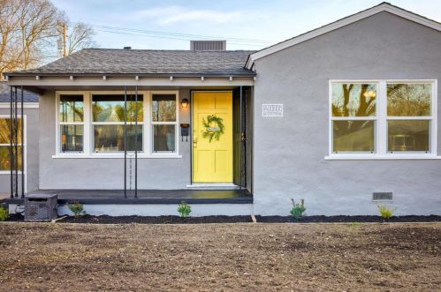 2016 Miller Ave, Modesto, CA 95354-2925
