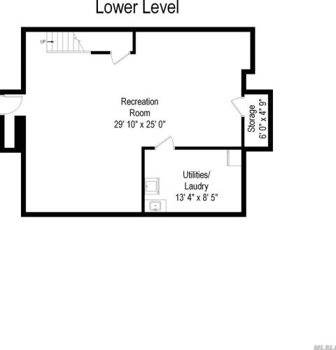 90 Primrose Dr, New Hyde Park NY  11040-2115 exterior