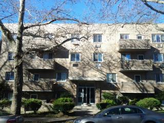 7020 Broad St, Philadelphia PA  19126-1742 exterior