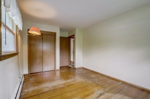 11315 Glenbrook Ln, Thiensville WI  53092-3113 exterior