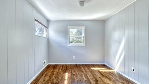 26 Elm St, Central Islip NY  11722-4145 exterior