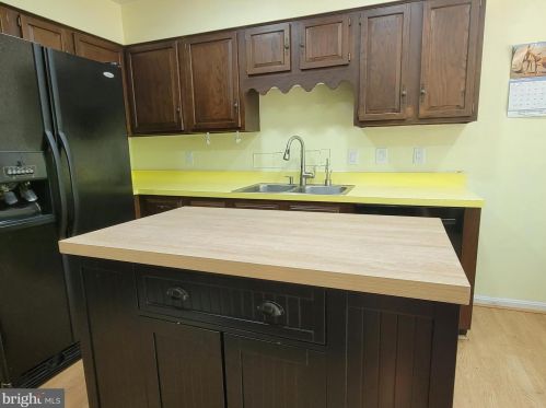 13501 Highland Farms Ct, Nokesville VA  20181-2811 exterior