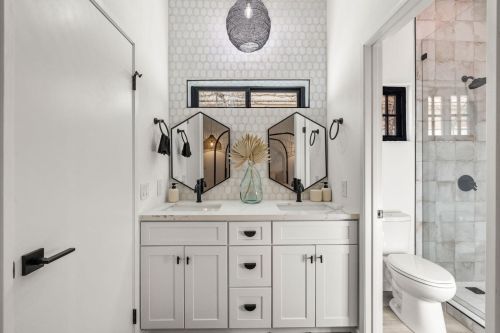 52815 Avenida Alvarado, La Quinta CA  92253-3318 exterior