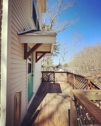 73 Spruce St, Norwich CT  06351-2328 exterior