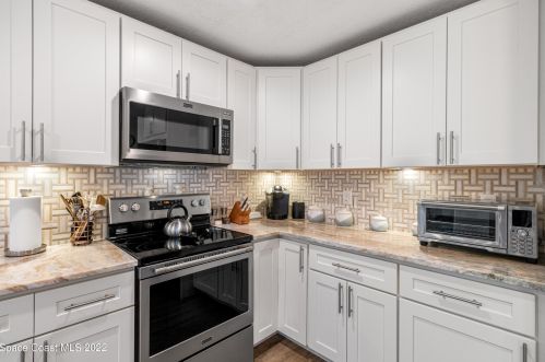 668 Forster Ave, Sebastian FL  32958-4828 exterior