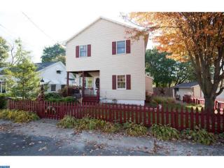 504 4th Ave, Parkesburg, PA 19365-1412