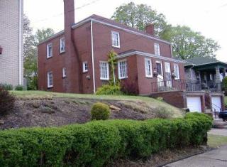 354 Argonne Dr, New Kensington PA  15068-5906 exterior