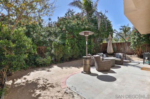 4373 Corte De La Fonda, San Diego CA  92130-2126 exterior