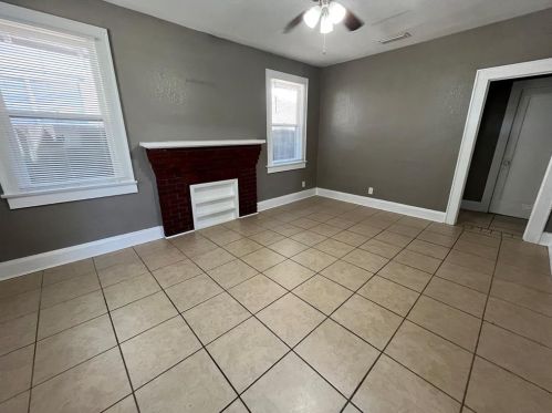 746 Peachtree St, Lakeland, FL 33801-4973