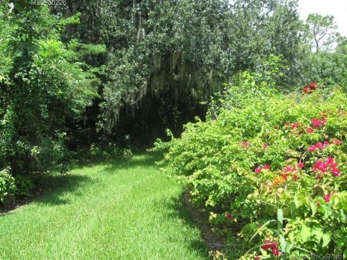 2161 Starling Dr, Palm City, FL 34990-4643