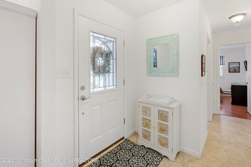 24 Patmore Rd, Bricktown NJ  08724-1940 exterior