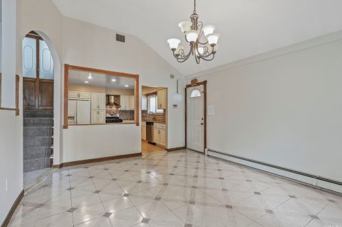 160-23 83rd St, Jamaica, NY 11414-2003