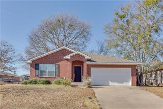 338 River Oaks Ln, Canton, TX 75103-1140