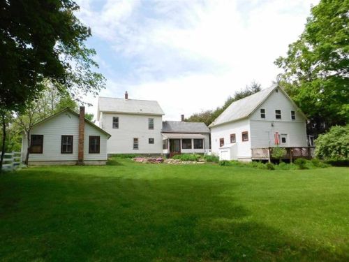 492 Elm St, Chester, VT 05143-9290